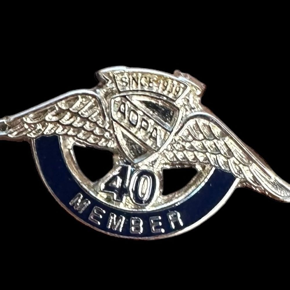 AOPA (Aircraft Owners and Pilots Association) 40 Year Membership Pin